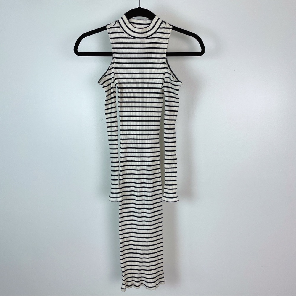 FOREVER 21 White Black Striped Shoulder Cutout Midi Bodycon Dress S
